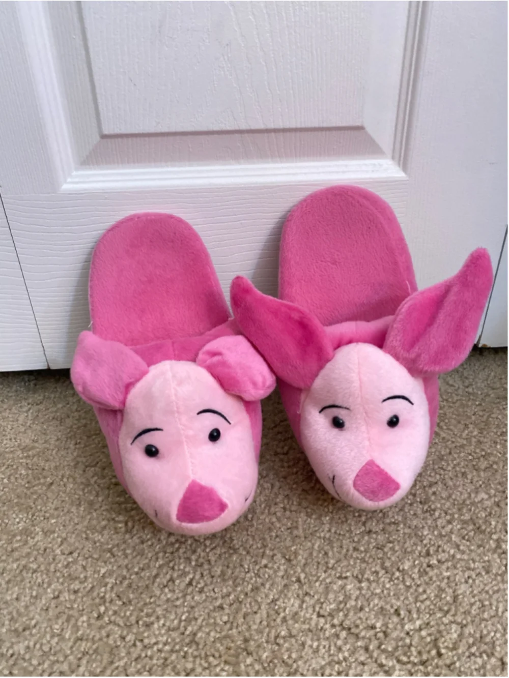 Women's Unbranded Piglet Character Slippers, Pink